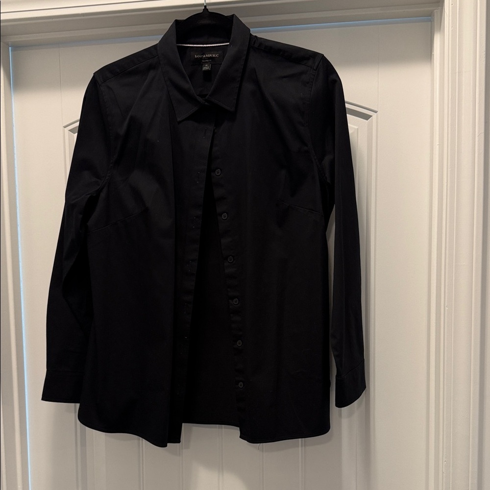 NWOT Banana Republic Midnight Black Tailored Shirt